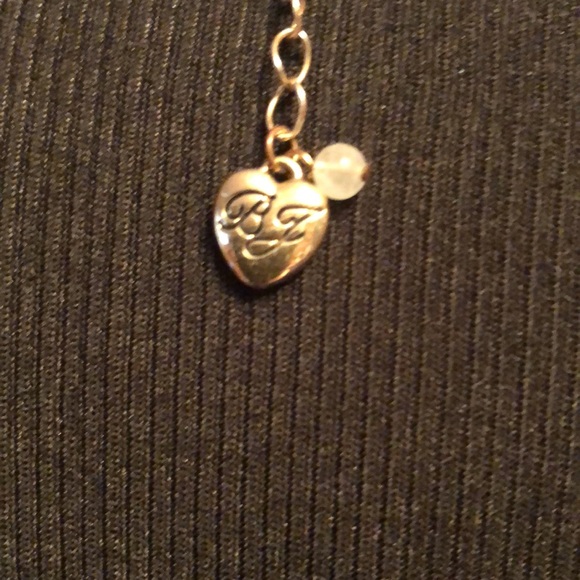 Adorable Betsey Johnson Sparkly Faux Pearl & Rhinestone Gingerbread Necklace - Picture 12 of 17